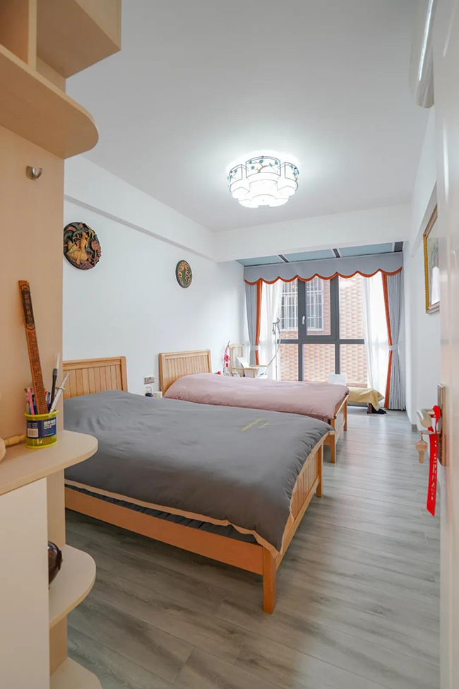 250㎡新中式別墅，室內溫馨，后院融合自然環境